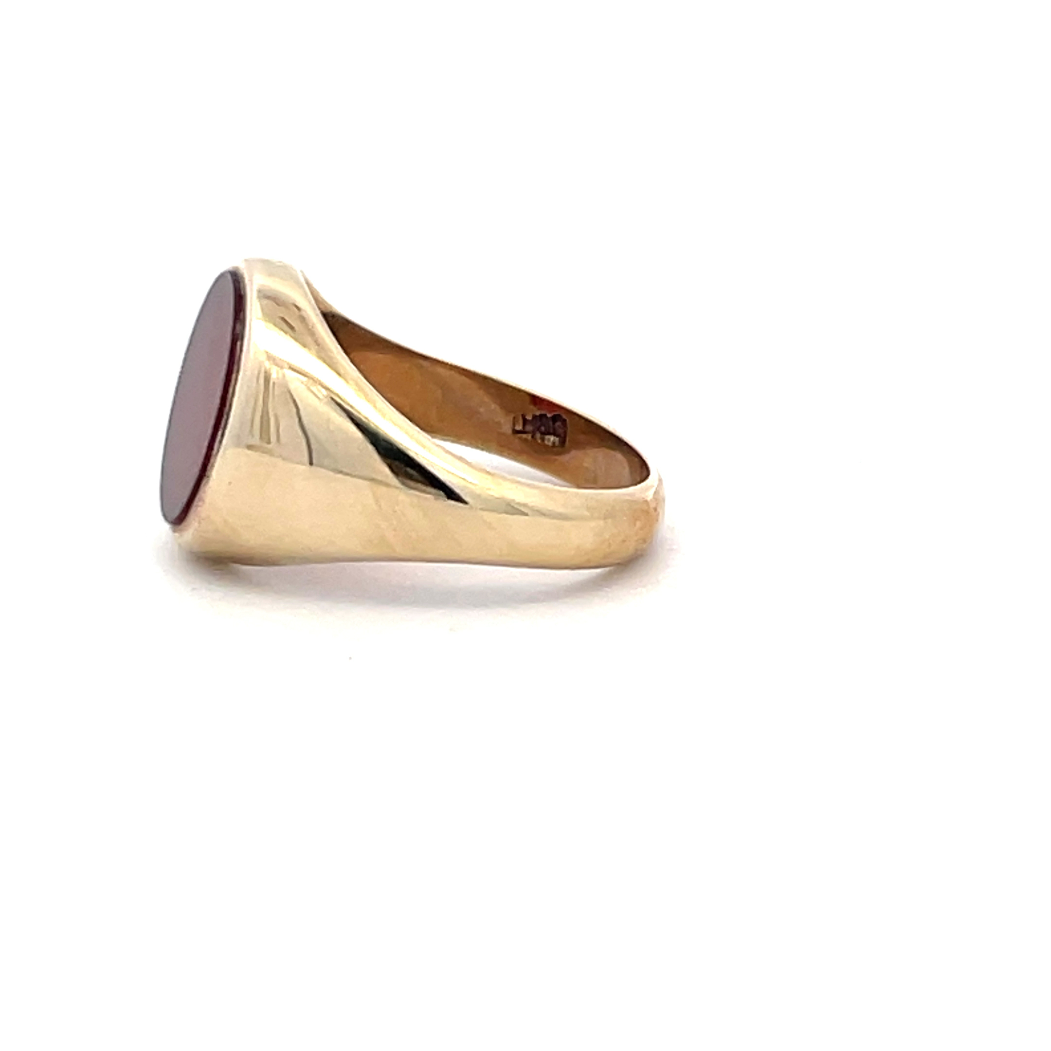 Lady's Oval Cornelian Signet Ring - Image 4